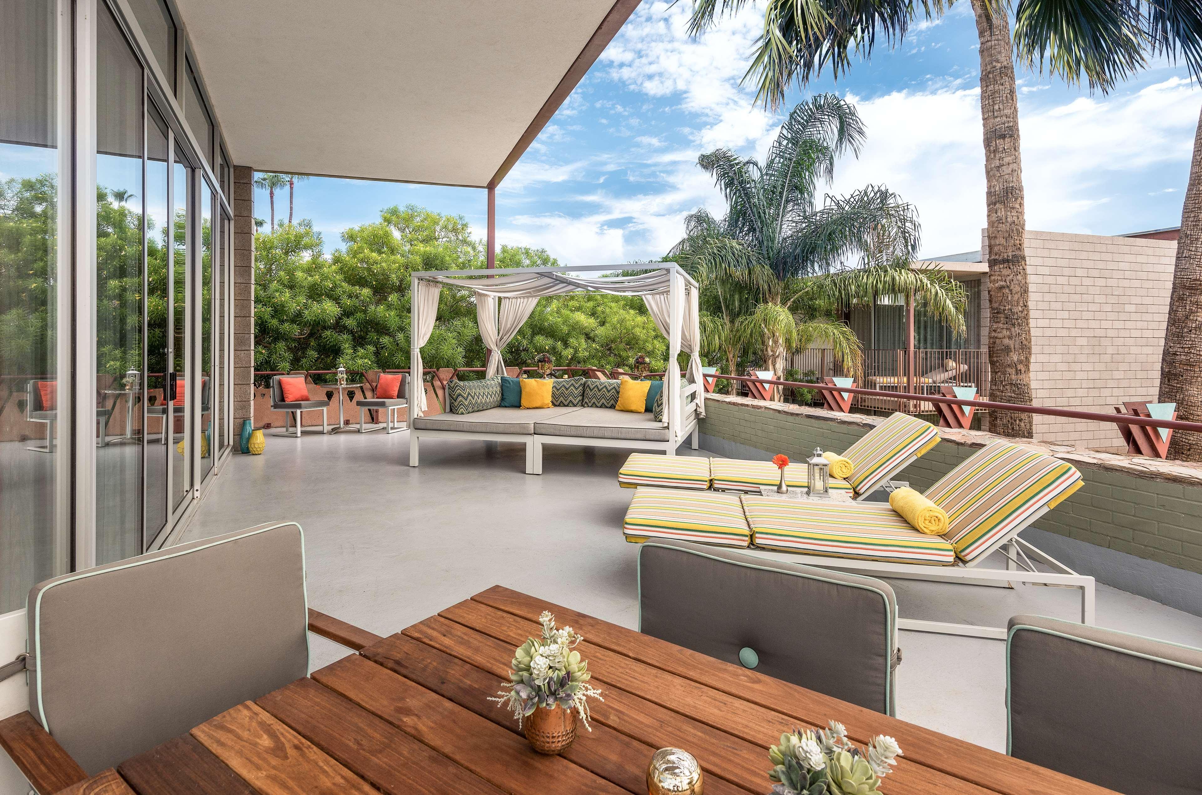 Hotel Valley Ho Scottsdale Exterior photo